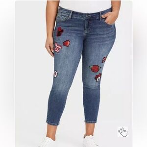 DISNEY Torrid Minnie Mouse Crop Classic Skinny Jean